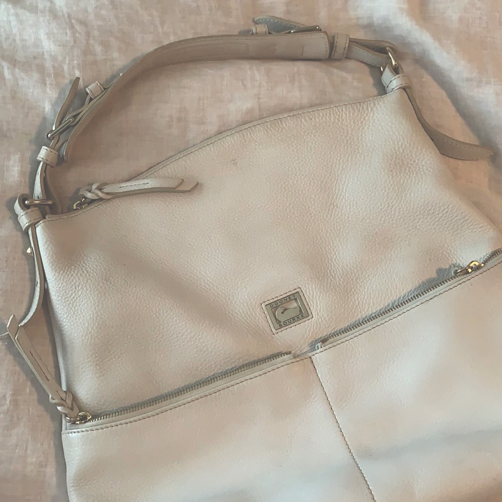 Dooney and Bourke white leather handbag